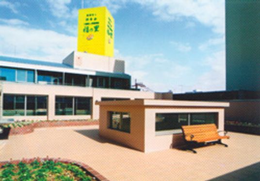 広々とした中庭