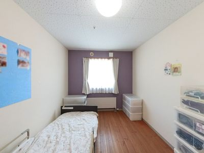 居室の清潔な内装