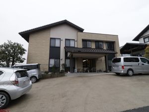 モダンな建物の外観