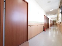 清潔な明るい廊下