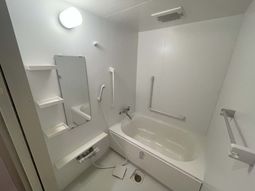 清潔な浴室設備