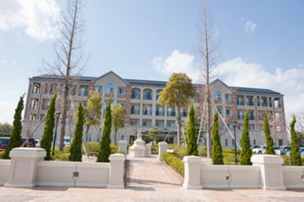 エントランス付近の外観