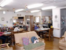 多世代共用ラウンジ