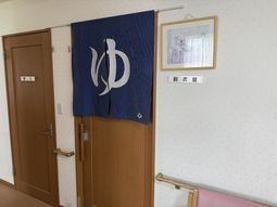 脱衣場の入口