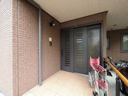 エントランス周辺