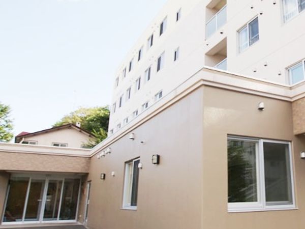 明るい外壁の快適居室