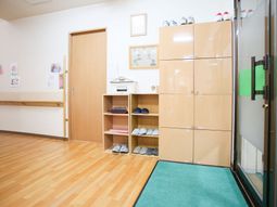 きれいな廊下の風景