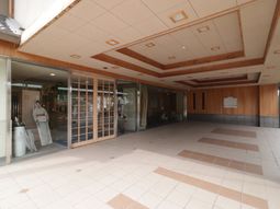 広々としたエントランス