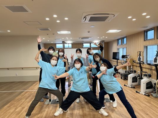 スタッフ集合の機能訓練室  