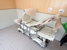 機能訓練用ベッド