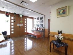 和やかな雰囲気の待合室