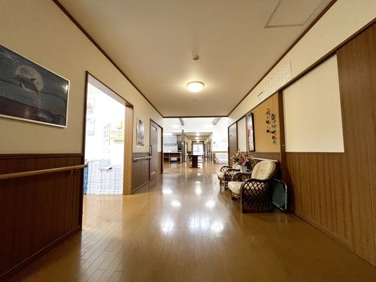 広い廊下