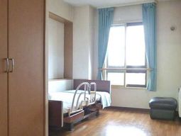 明るい個室空間