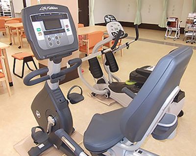 運動器具が揃った室内