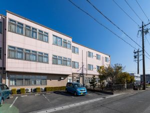 清潔な外観の建物