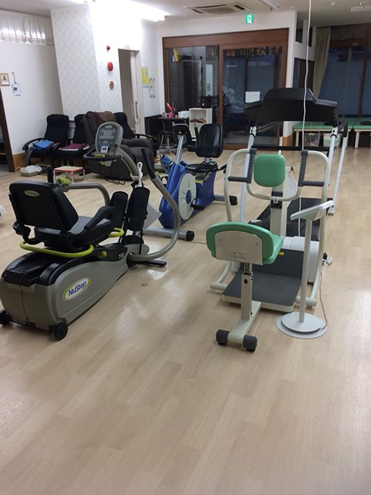 運動器具のある空間