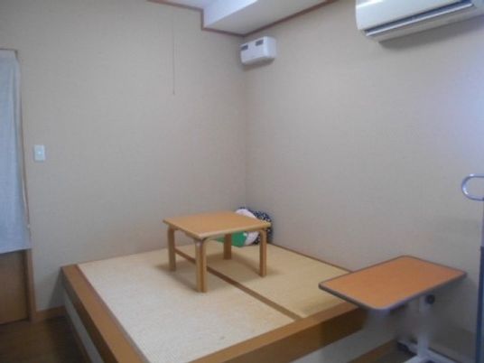 シンプル和室居室