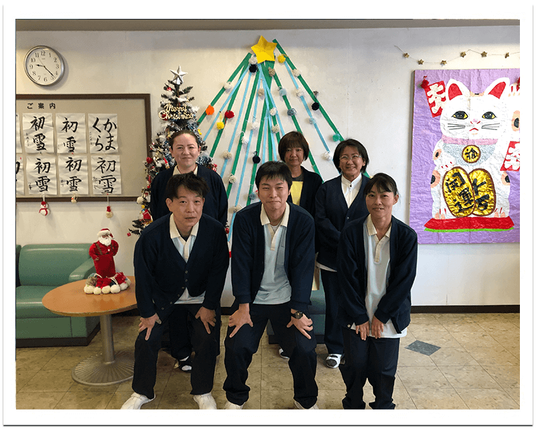 スタッフが集うエントランス