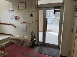 明るい入口