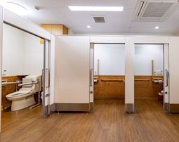 清潔なトイレスペース