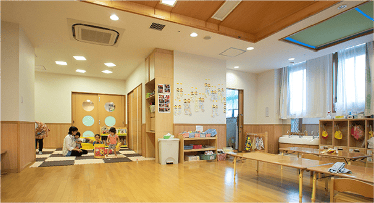 明るい室内空間