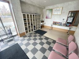 来客を迎えるエントランス  
