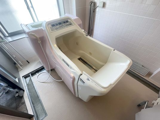 機能的な浴室