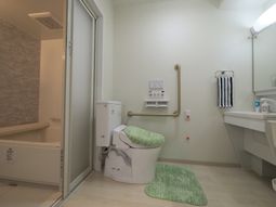 バリアフリー浴室設備