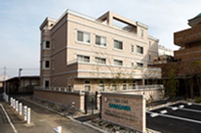 立派な外観の建物