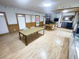 温もり感じる食堂