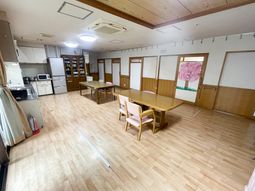 明るく広々とした室内