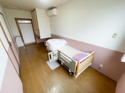 ベッドが置かれた部屋