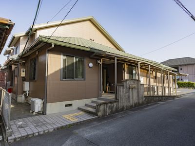 温かみのある居住施設外観