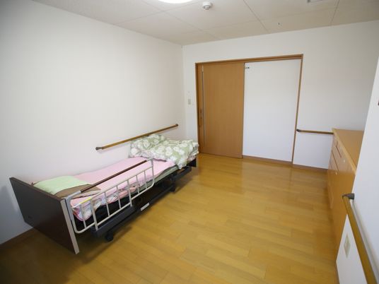 明るい個室居室