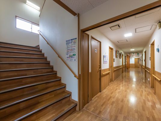 ゆとりある廊下の様子