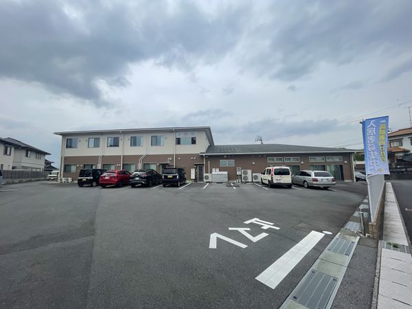 ゆったりとした外観の施設