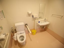 バリアフリー対応トイレ