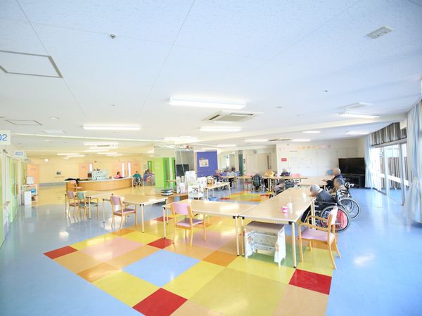 広々とした明るい空間