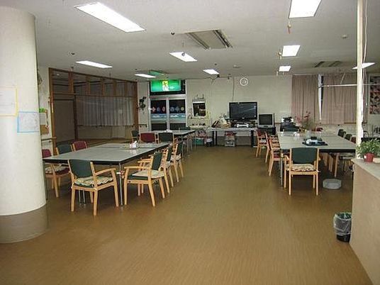 広い食堂  