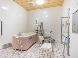 機械浴のある浴室です  