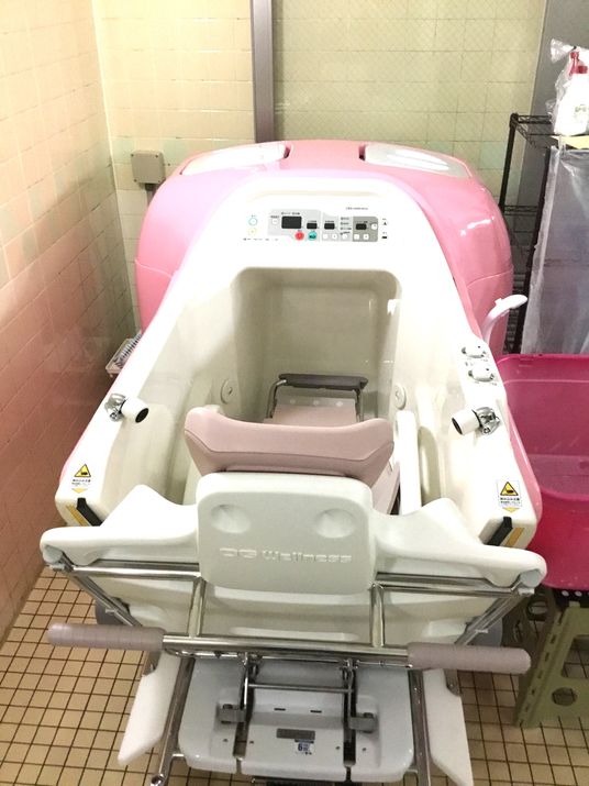 特殊浴槽の設備