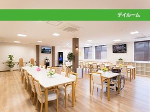 明るい食堂  