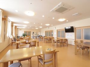  広々とした食堂空間  