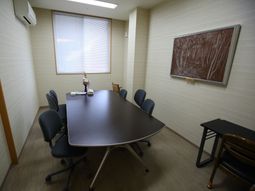 清潔感ある会議室