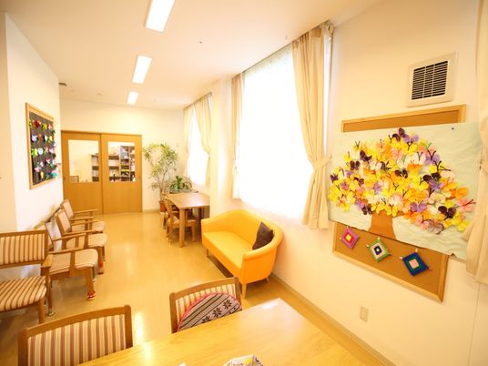 和やかな空間のラウンジ