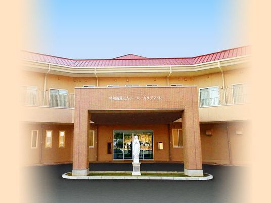 施設の正面玄関  