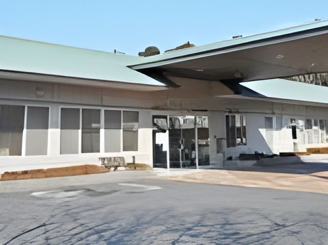 明るい入口の外観 外観 広々とした入口を備え、安全で welcoming な空間です。ここでの新しい日々を始めませんか。