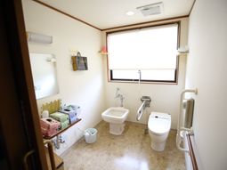 清潔なトイレスペース