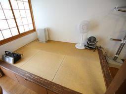 和室の居室空間