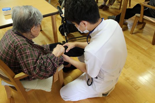 優しい会話が成り立つ居室